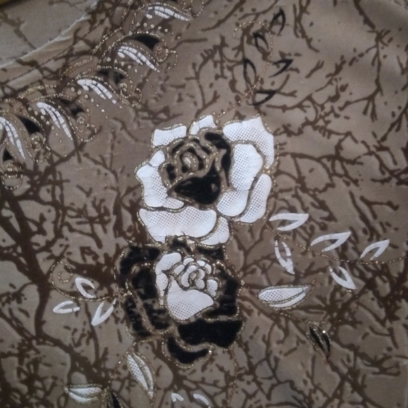 T-C Fashion Top - Picture 6 of 8